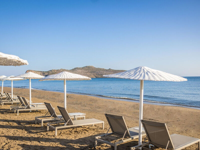 Giannoulis Santa Marina Plaza