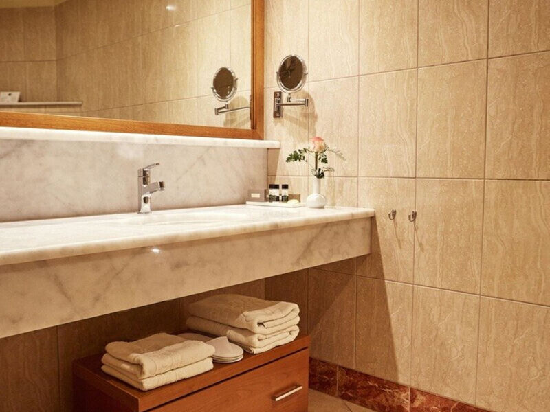 Giannoulis Santa Marina Plaza