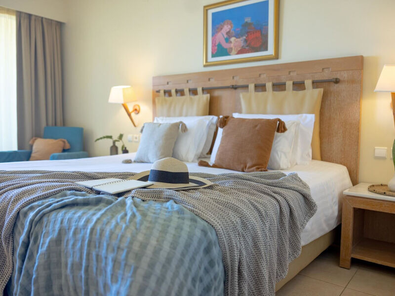 Giannoulis Santa Marina Plaza