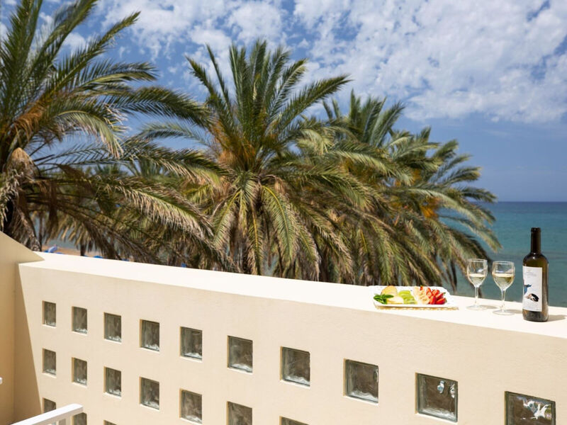 Giannoulis Santa Marina Plaza