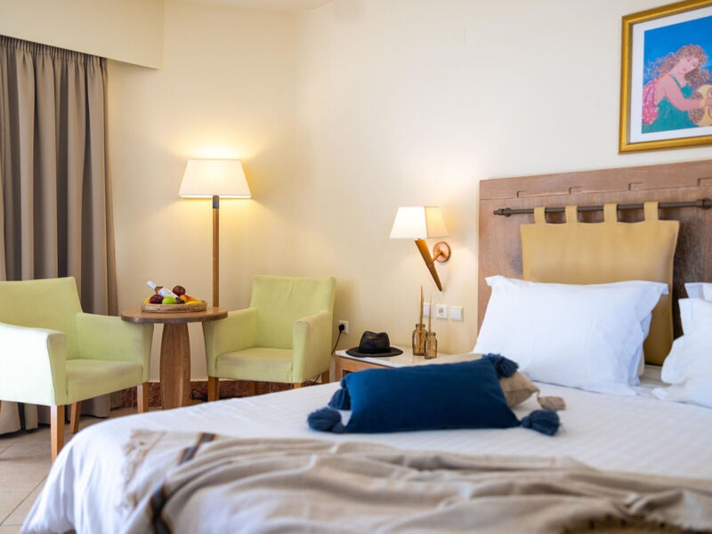 Giannoulis Santa Marina Plaza