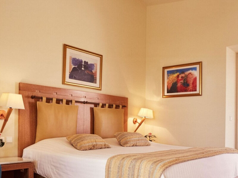 Giannoulis Santa Marina Plaza