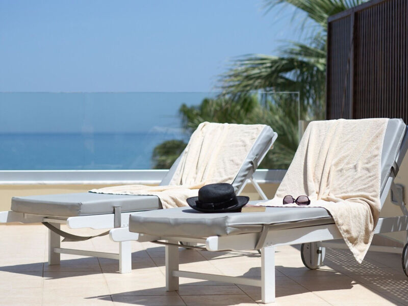 Giannoulis Santa Marina Plaza