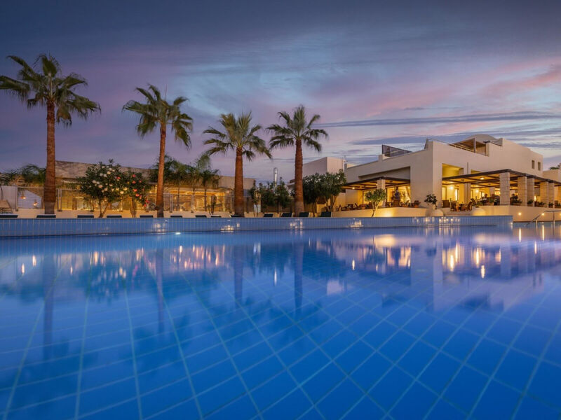 Giannoulis Santa Marina Plaza