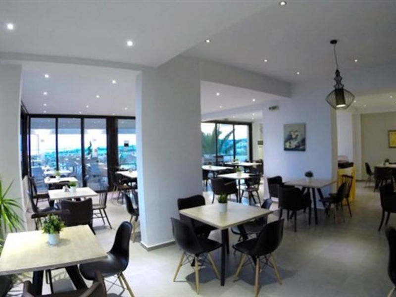 Glavas Inn