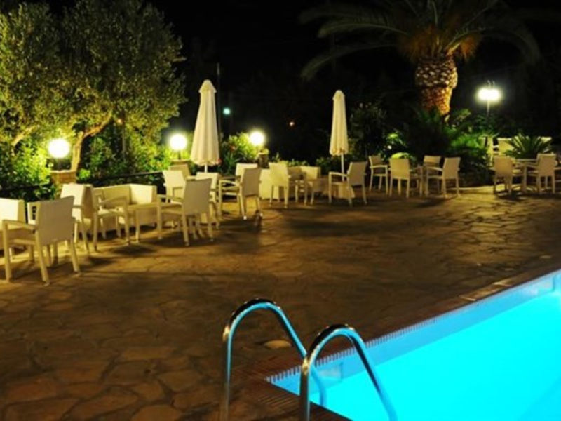 Glavas Inn