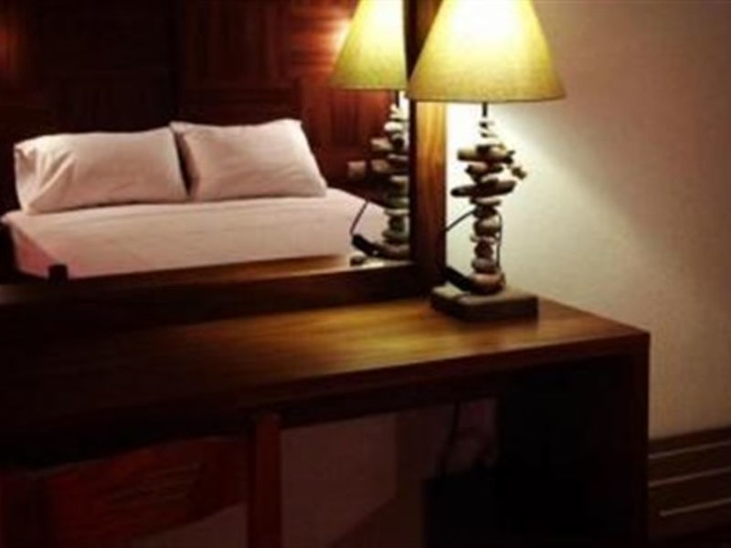 Glavas Inn