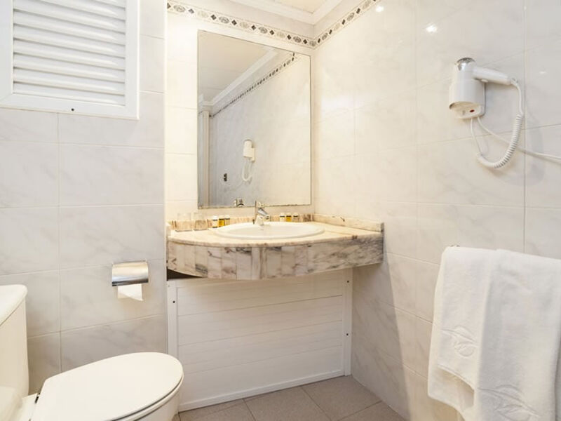 Globales Condes De Alcudia
