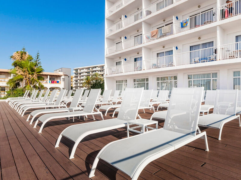 Globales Condes De Alcudia
