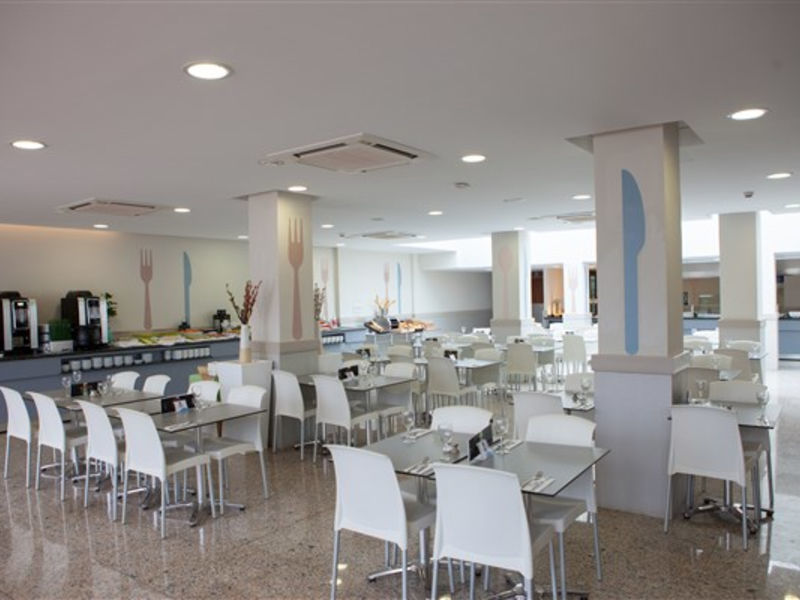 Gloria Izaro Club