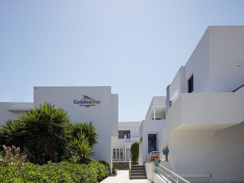 Golden Bay Hotel & Bungalows