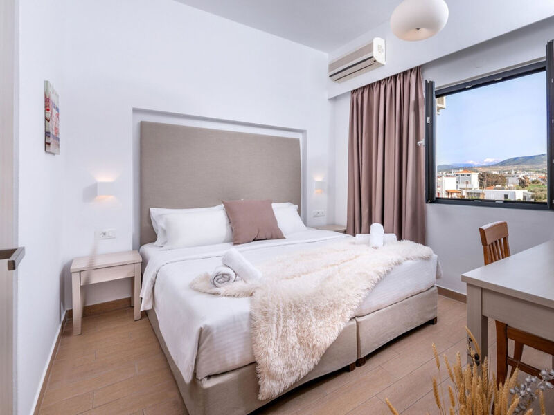 Golden Bay Hotel & Bungalows