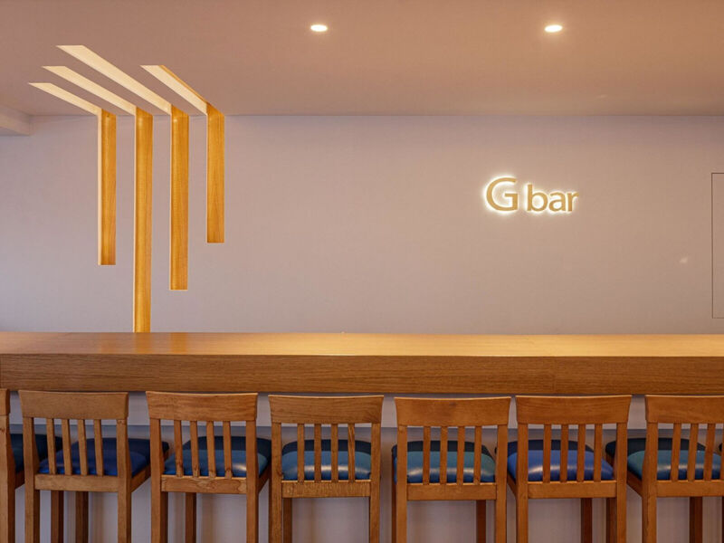 Golden Bay Hotel & Bungalows