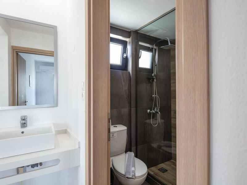 Golden Bay Hotel & Bungalows