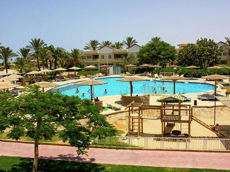 Golden Beach Resort (ex. Movie Gate)