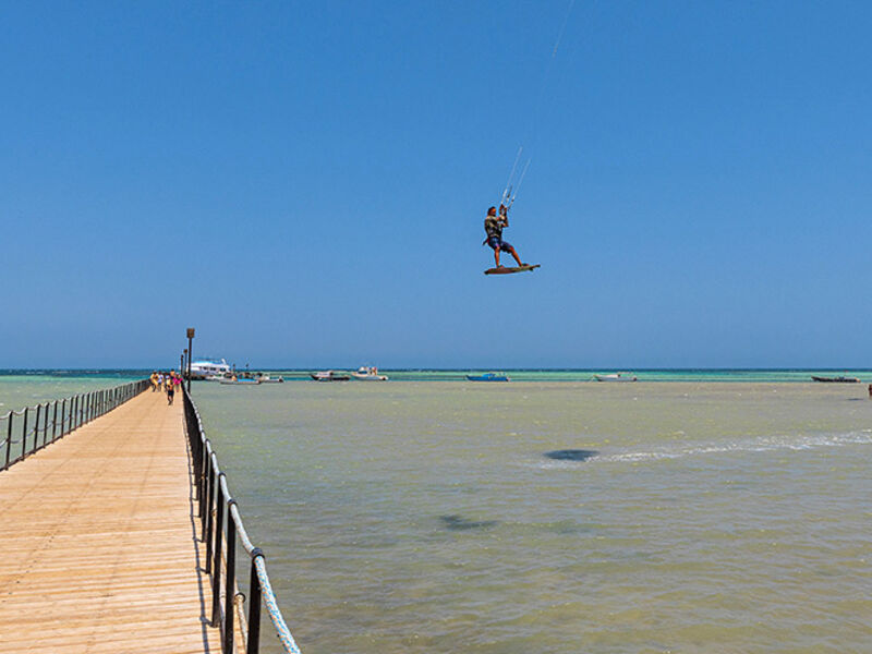 Golden Beach Resort