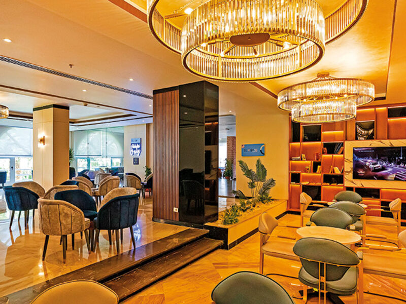 Golden Beach Resort