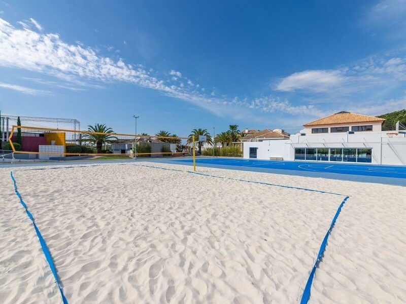 Golden Club Cabanas