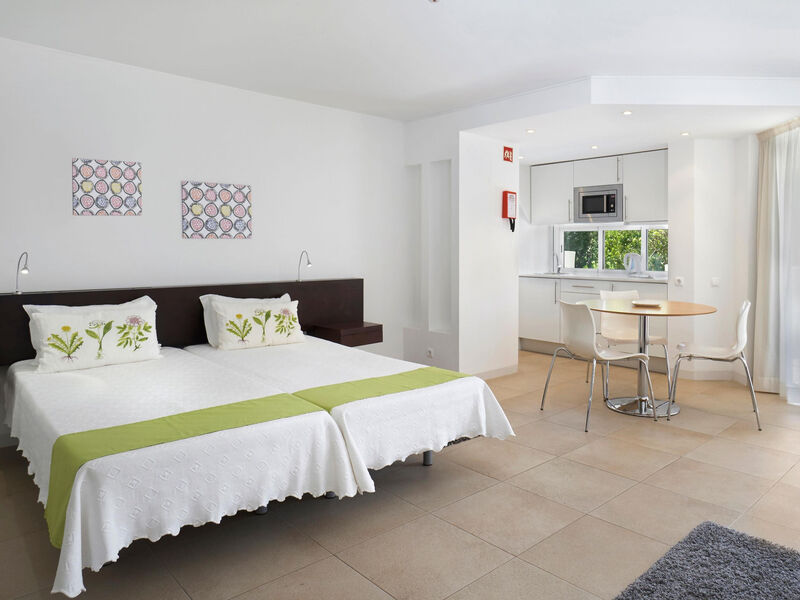 Golden Club Cabanas
