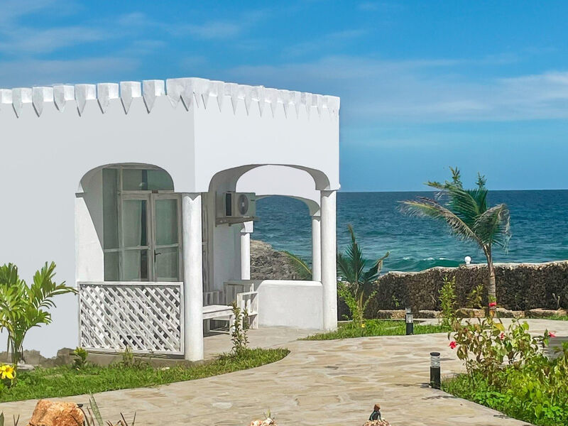 Golden Coast Resort