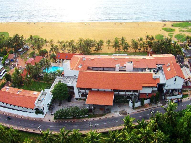 Golden Coast Resort