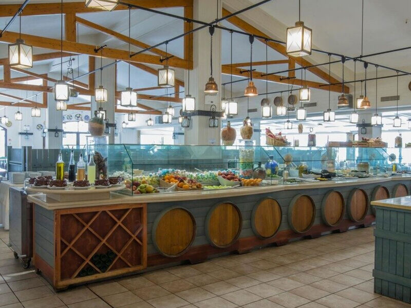 Golden Coast Hotel And Bungalows