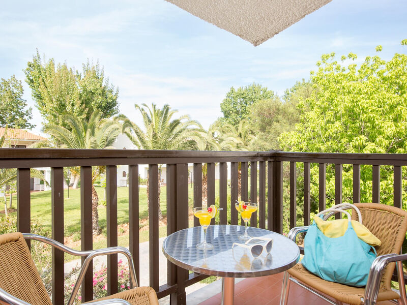 Golden Cost Hotel & Bungalows