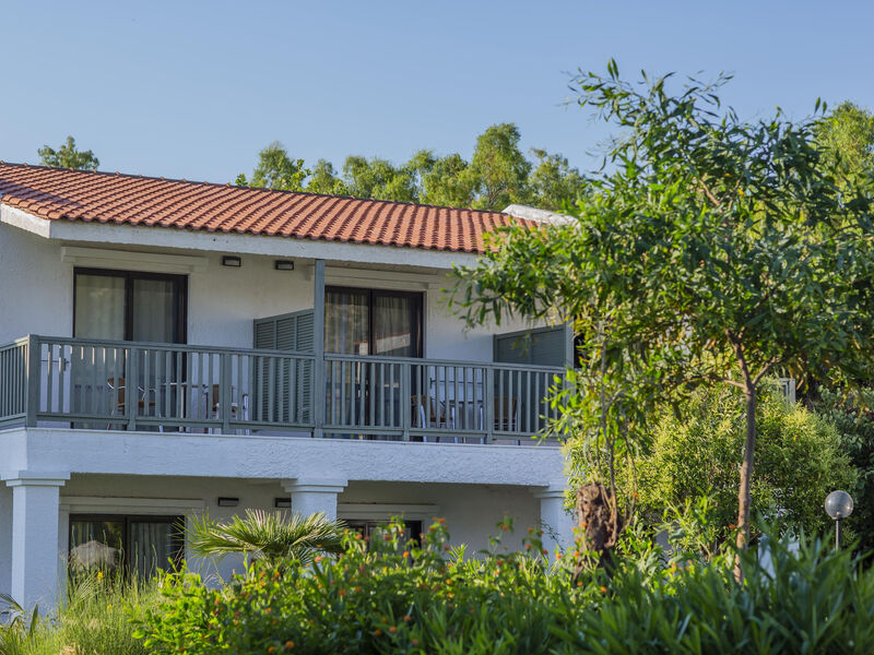 Golden Cost Hotel & Bungalows