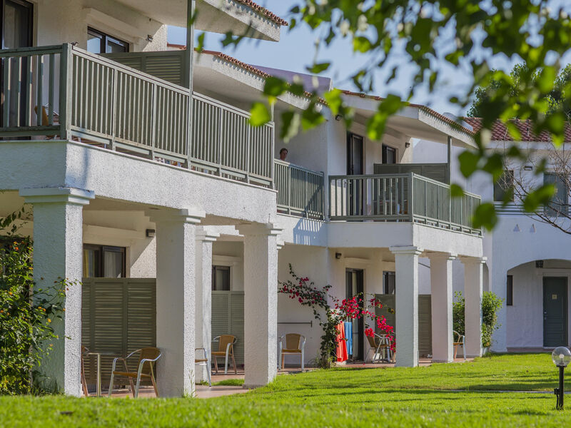 Golden Cost Hotel & Bungalows