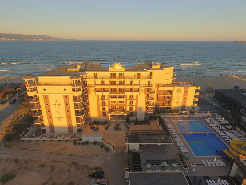 Golden Rainbow Vip Residence Aparthotel