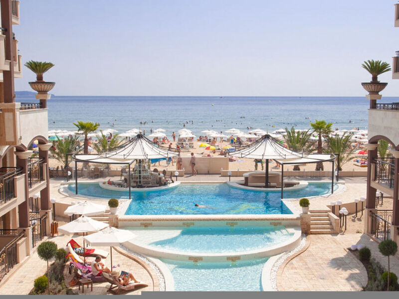 Golden Rainbow Vip Residence Aparthotel