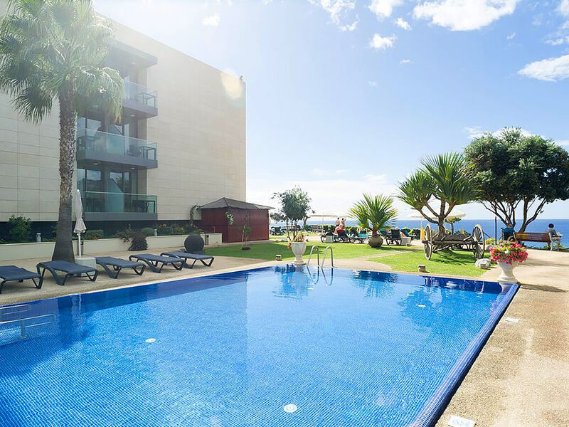 Golden Residence