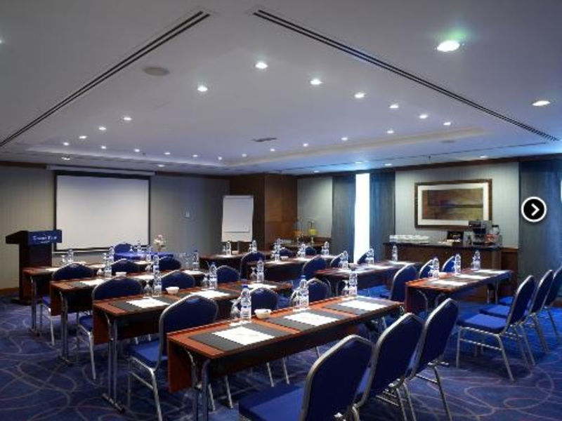 Golden Tulip Al Barsha