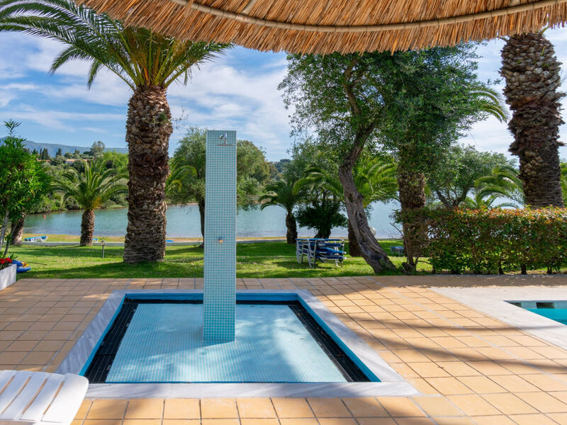 Govino Bay