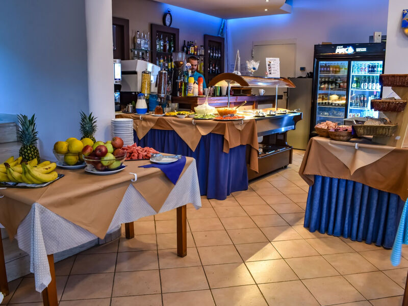 Govino Bay