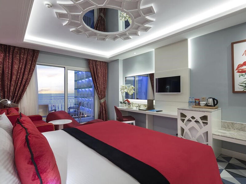 Granada Luxury Beach