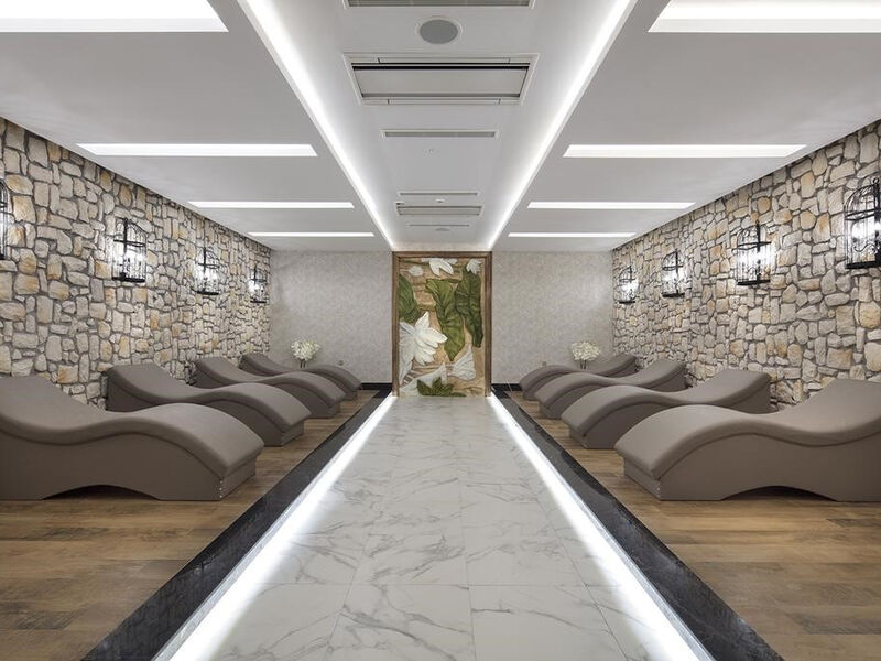Granada Luxury Beach