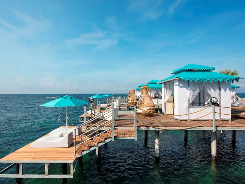 Granada Luxury Beach