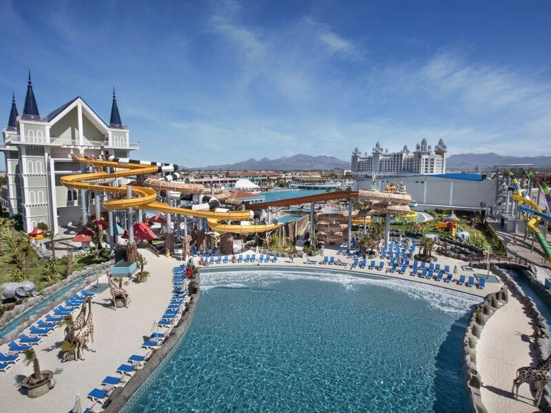 Granada Luxury Beach