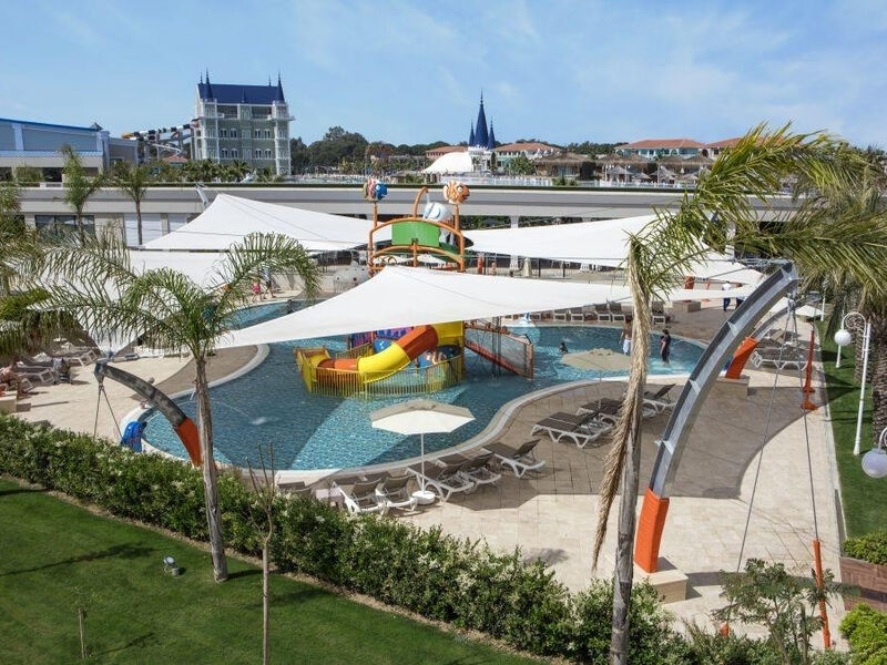 Granada Luxury Beach