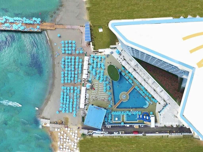 Granada Luxury Beach