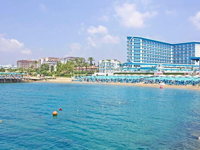 Granada Luxury Beach