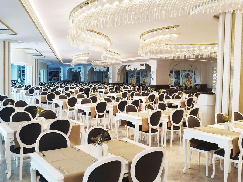 Granada Luxury Beach