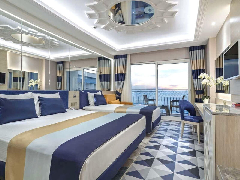 Granada Luxury Beach