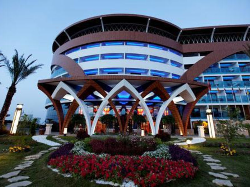 Granada Luxury Resort