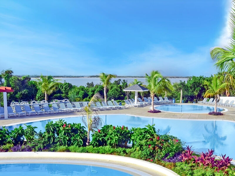 Grand Aston Cayo Las Brujas Beach Resort & Spa