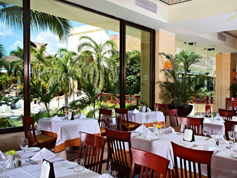 Bahia Principe Grand Coba