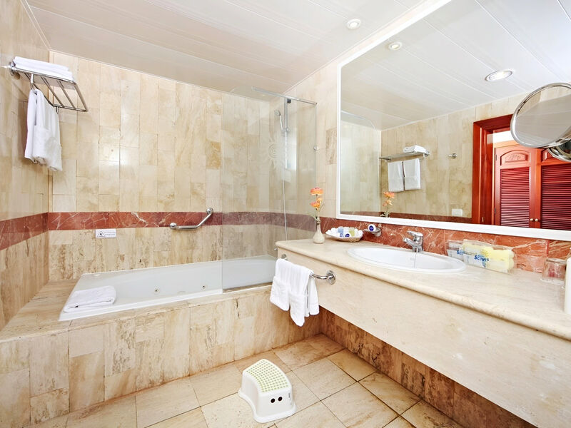Bahia Principe Grand Turquesa