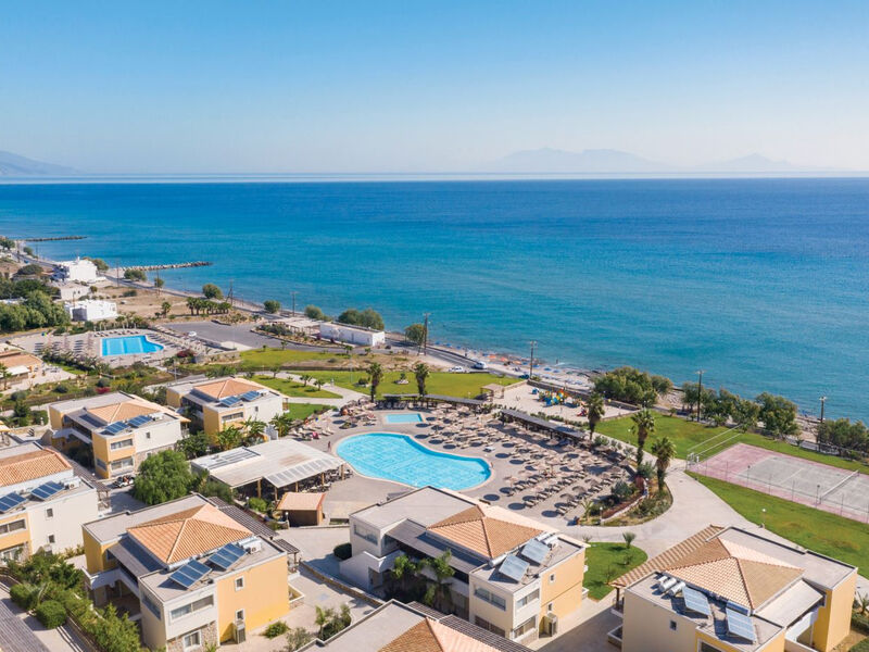 Grand Blue Beach