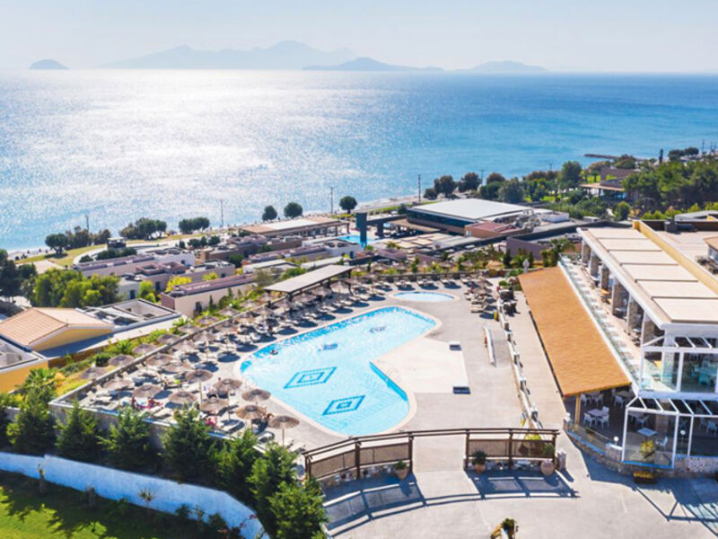 Grand Blue Beach